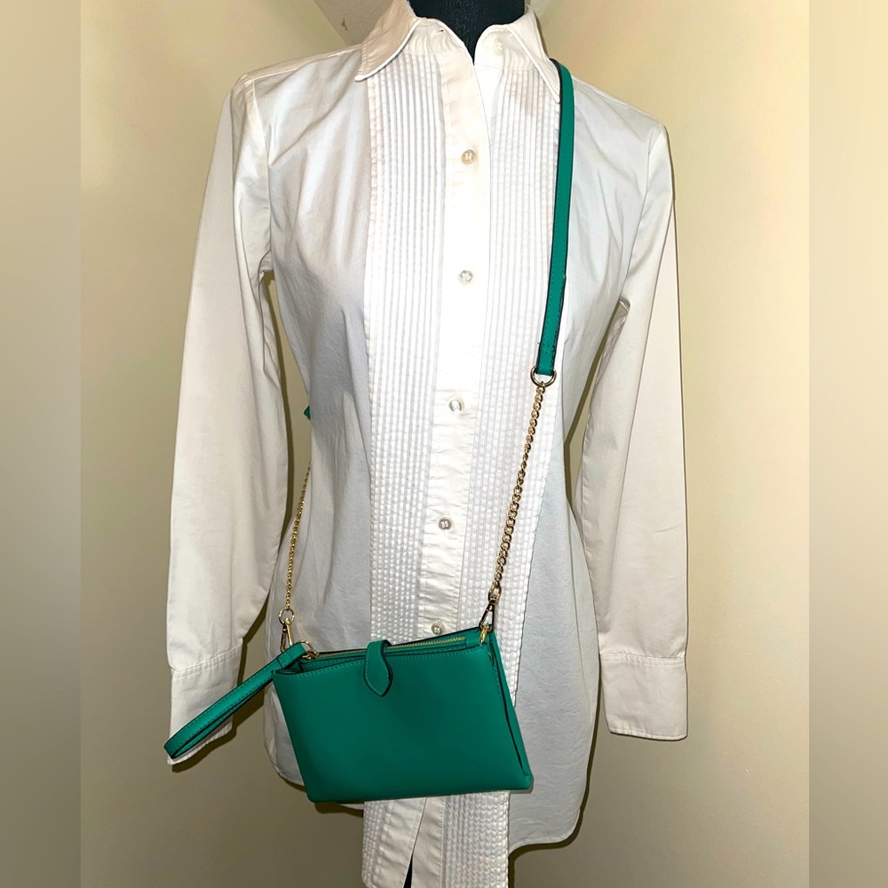 CROSSBODY